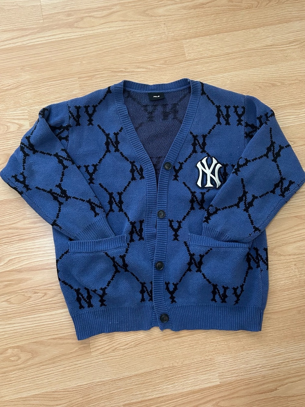 MLB Korea New York Yankees Monogram Knit Cardigan Blue - Unisex Fits S